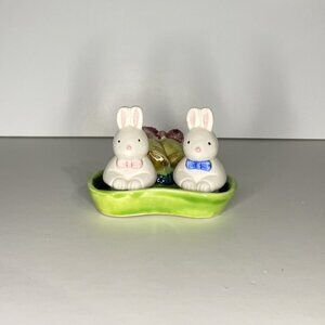 Cute Pair of Bunnies Sitting on a Tray Salt & Pepper Shakers